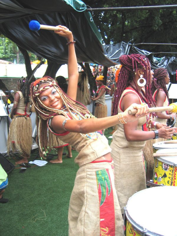 Brazil – Drummer Drumming woman