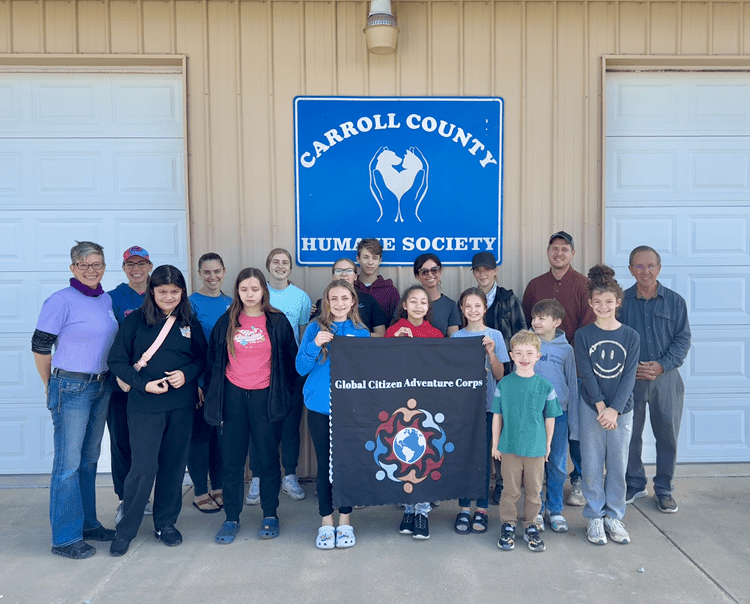 Global Citizens Give Time to Local Need