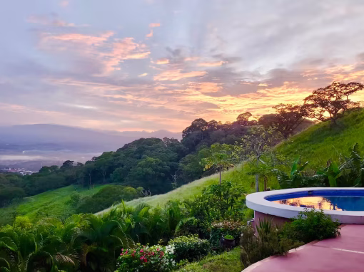 94d60aaa-ce6b-4da0-bd97-a6658763405d