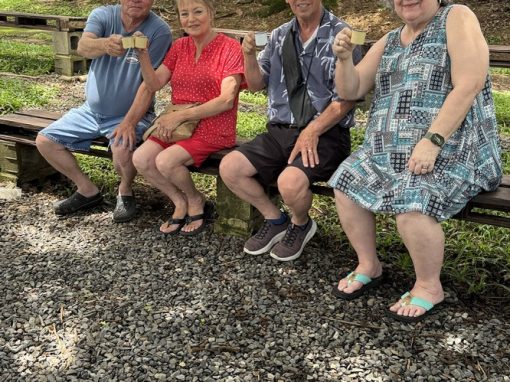 tasting_coffee-at-coffee-farm